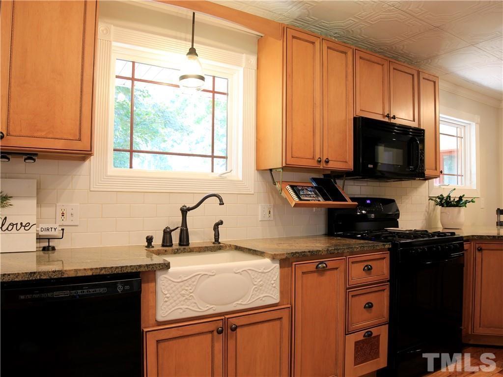 640 Williamsdale Road Graham, NC 27253 - Photo 5 of 29 Gallery Image 5
