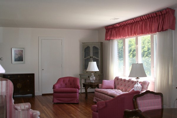 129 Russell Road Framingham, MA 01702 - Photo 11 of 28 Gallery Image 11