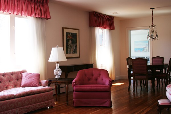 129 Russell Road Framingham, MA 01702 - Photo 15 of 28 Gallery Image 15
