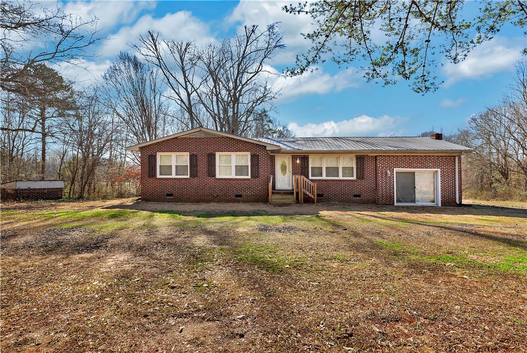 740 Keowee Road Iva, SC 29655 - Photo 15 of 26