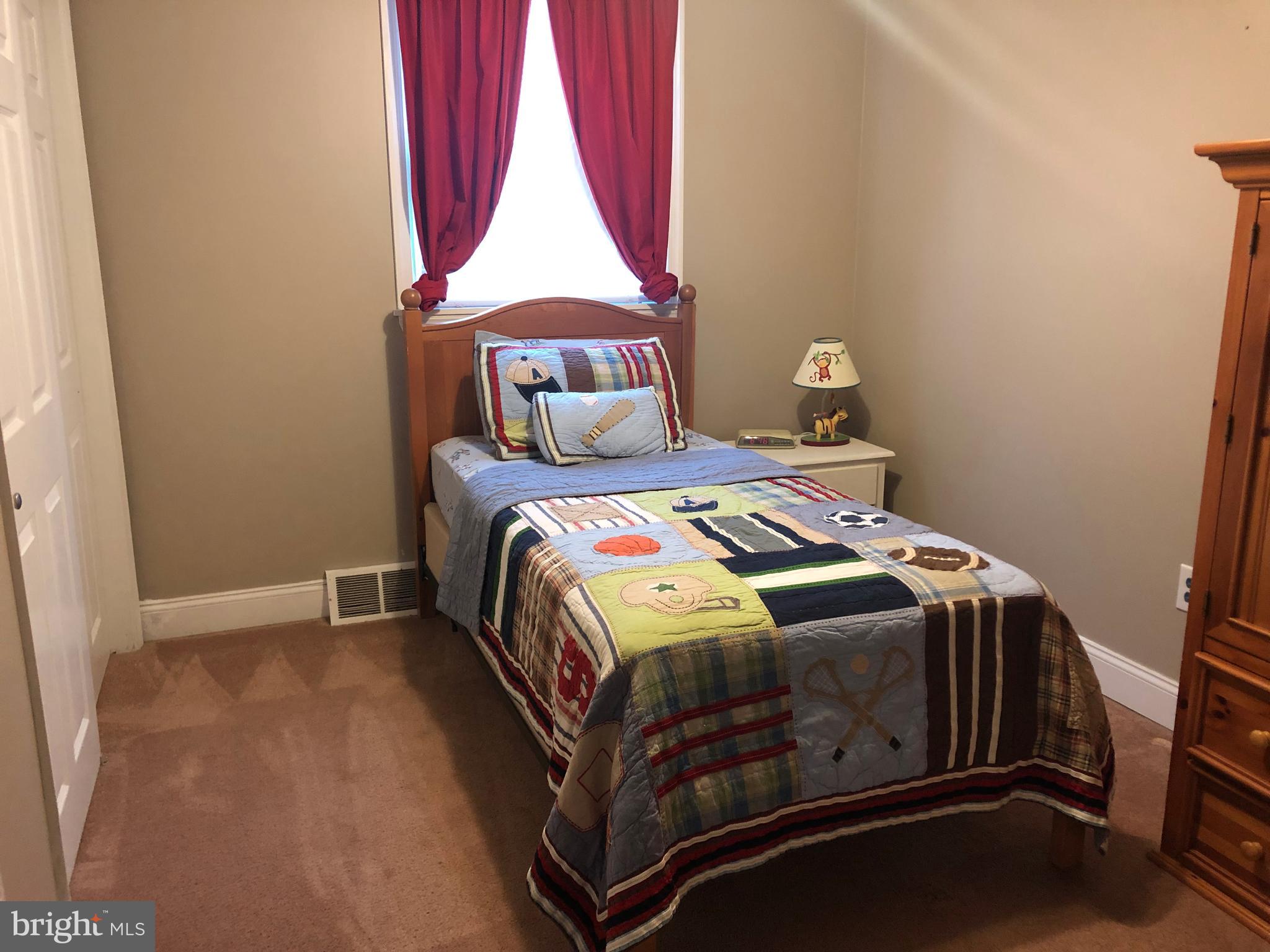 7321 Hill Road Philadelphia, PA 19128 - Photo 14 of 37 Gallery Image 14