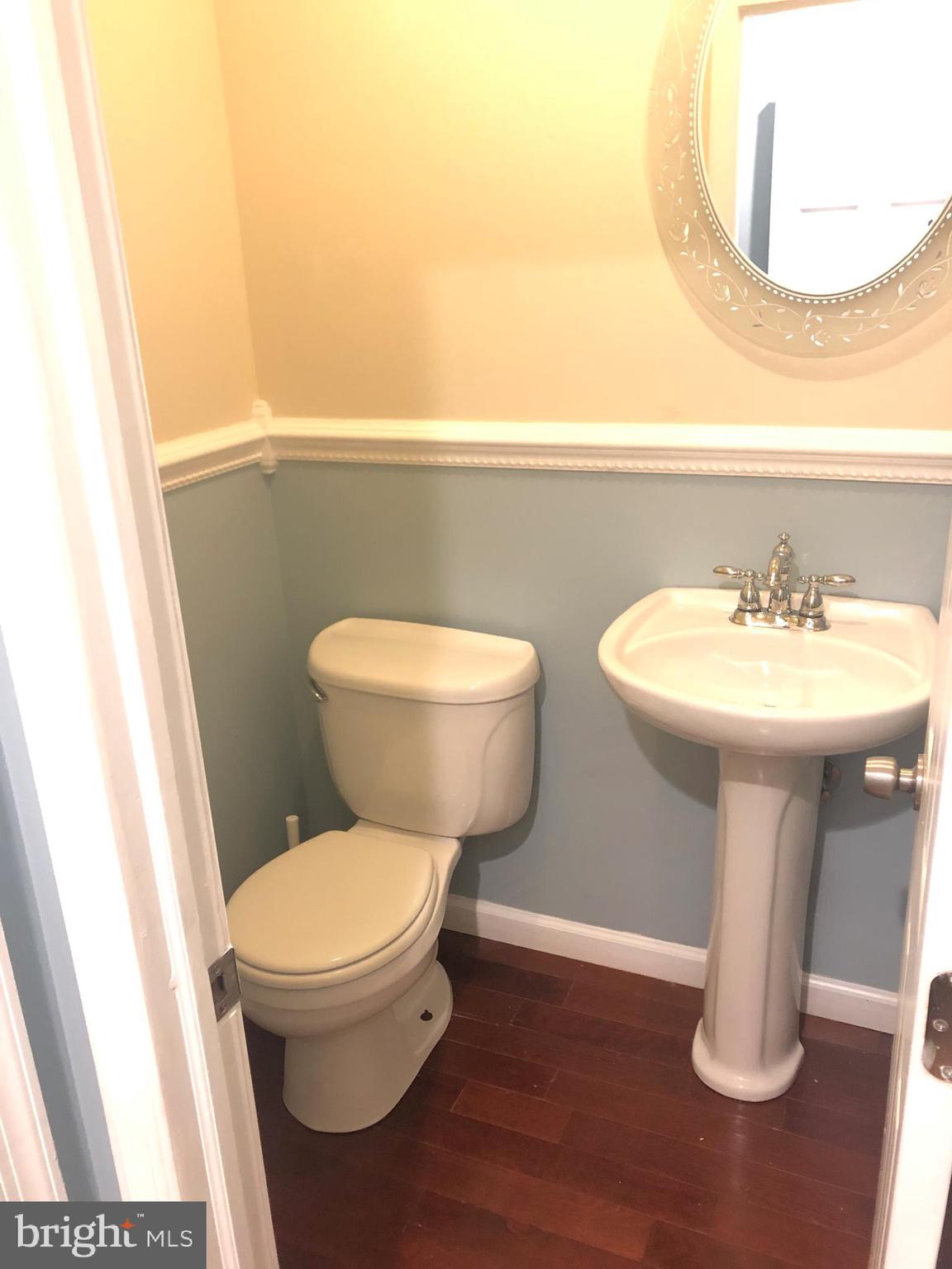 7321 Hill Road Philadelphia, PA 19128 - Photo 7 of 37 Half Bathroom