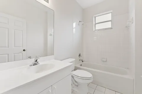 $600,000 | 4155 Northwest 1st Court, Delray Beach, FL 33445