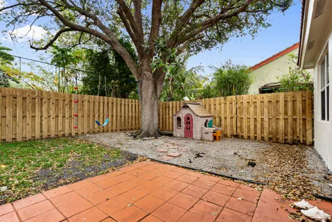 $600,000 | 4155 Northwest 1st Court, Delray Beach, FL 33445