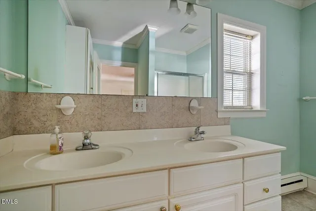 a close view of a bathtub in bathroom