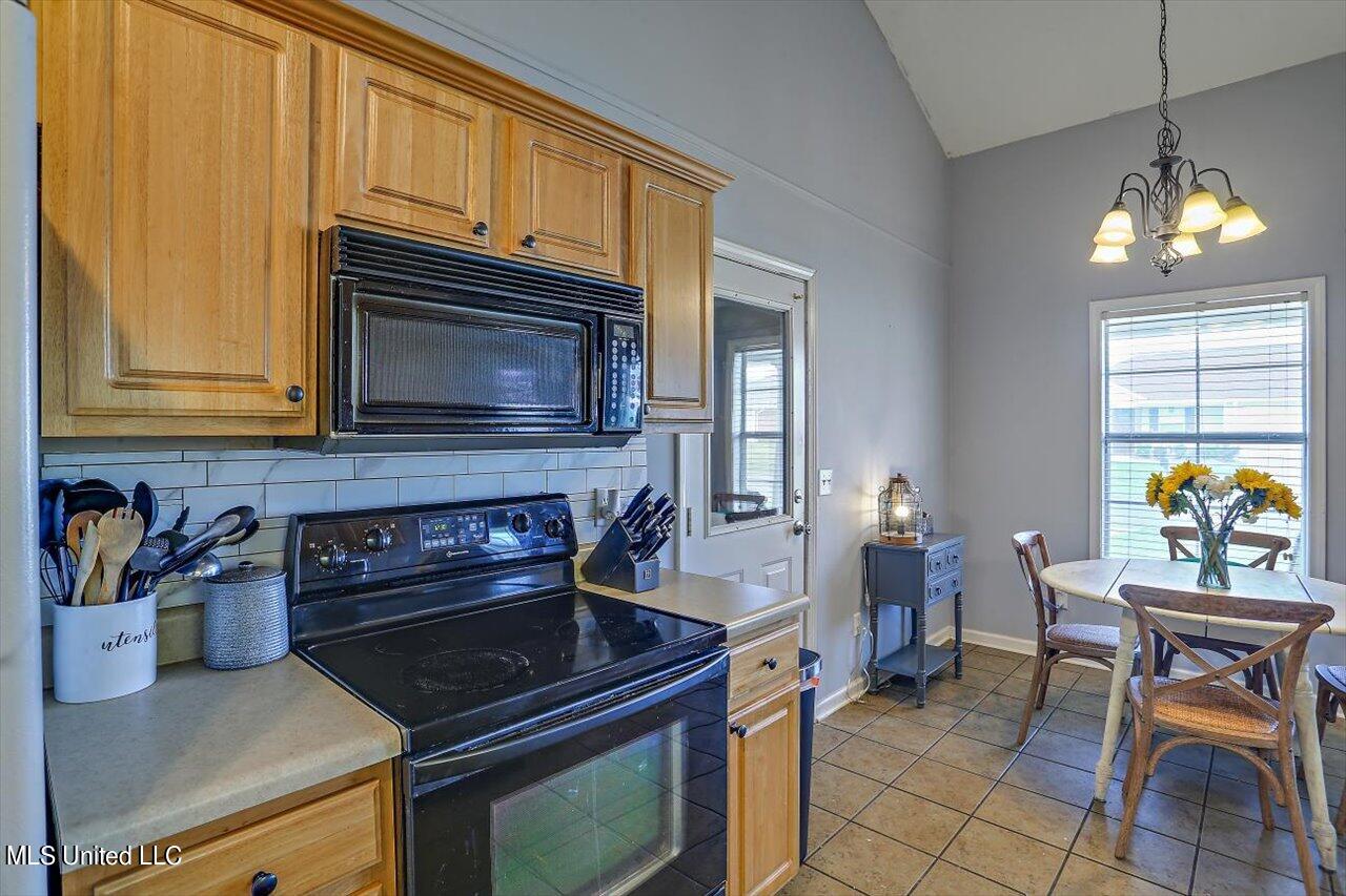 502 Ridgeway Drive Brandon, MS 39047 - Photo 11 of 26 11-502 Ridgeway Dr