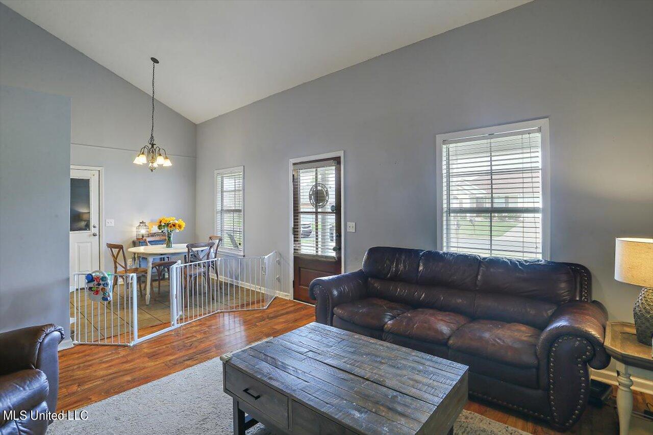 502 Ridgeway Drive Brandon, MS 39047 - Photo 6 of 26 06-502 Ridgeway Dr