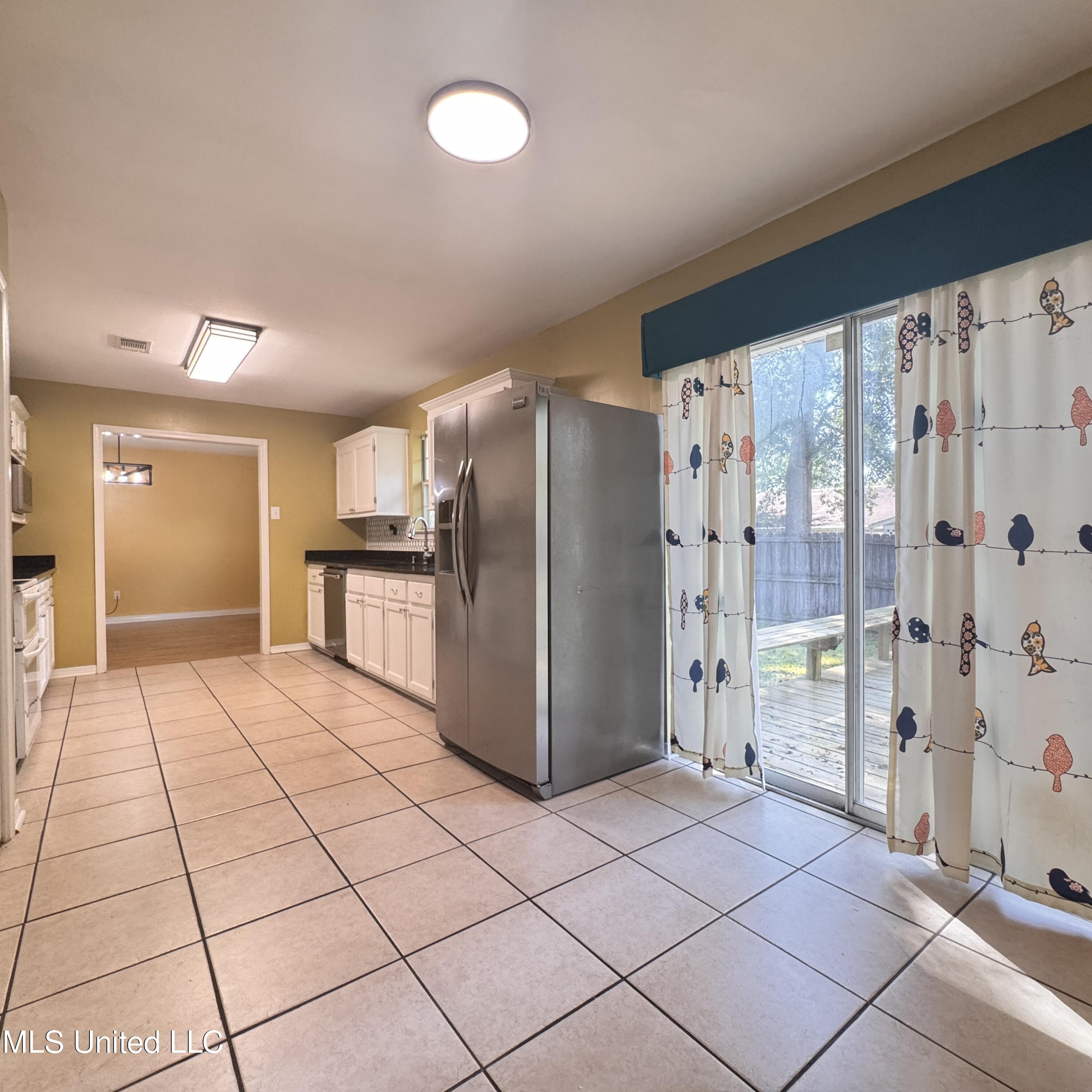 7828 Koko Place Diamondhead, MS 39525 - Photo 11 of 26 IMG_2570