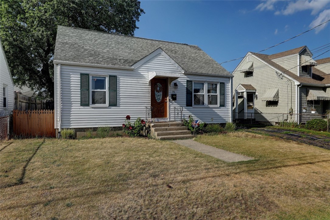 94 Martin Street Pawtucket, RI 02861 - Photo 1 of 34 Gallery Image 1
