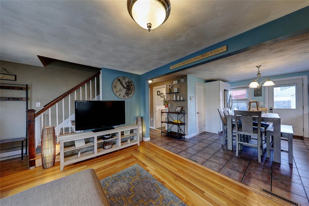 94 Martin Street Pawtucket, RI 02861 - Photo 9 of 34 Gallery Image 9