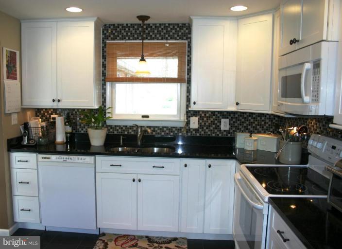 4307 Zircon Road Middletown, MD 21769 - Photo 5 of 30 Kitchen