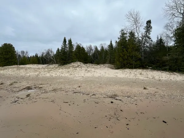 $499,000 | 4010 Lake Shore Drive, Charlevoix, MI 49720
