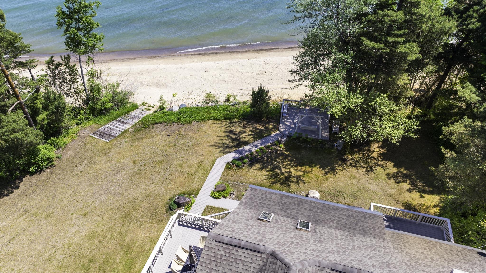 3388 North Lakeshore Road Deckerville, MI 48427 - Photo 8 of 82