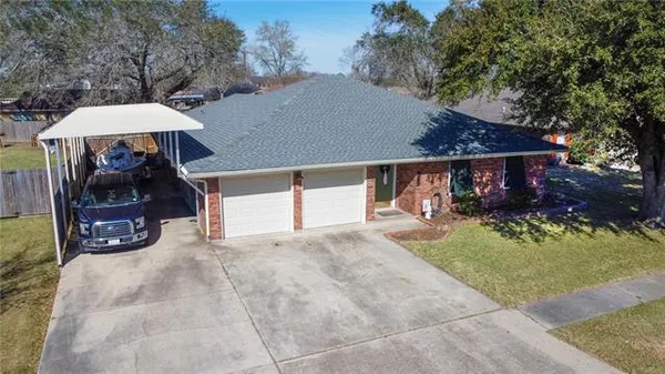 $235,000 | 2105 Champion Drive, Laplace, LA 70068