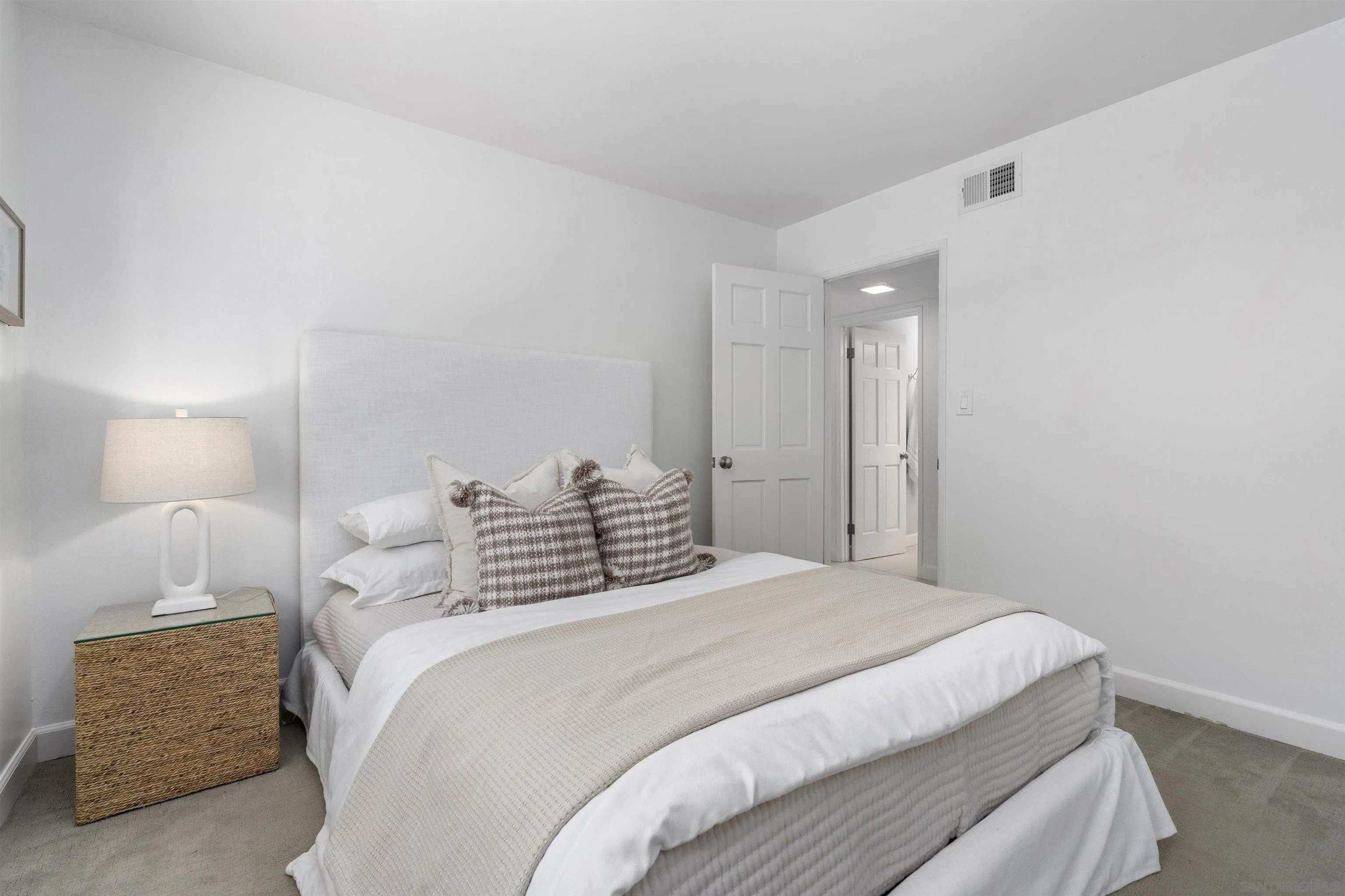 445 Avenida Primavera Del Mar, CA 92014 - Photo 35 of 44