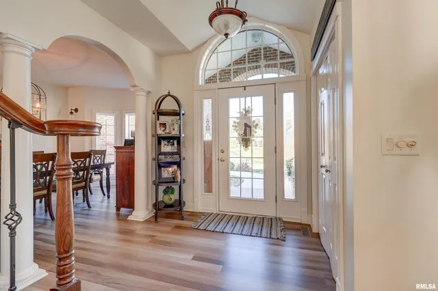 $1,199,000 | 539 34th Avenue North, Clinton, IA 52732