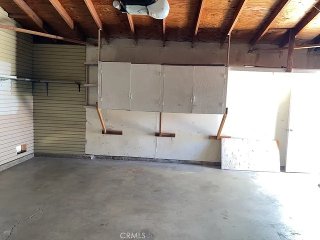 $1,650 | 16088 Chestnut Street, Hesperia, CA 92345