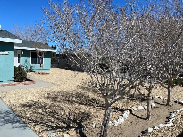 $1,650 | 16088 Chestnut Street, Hesperia, CA 92345