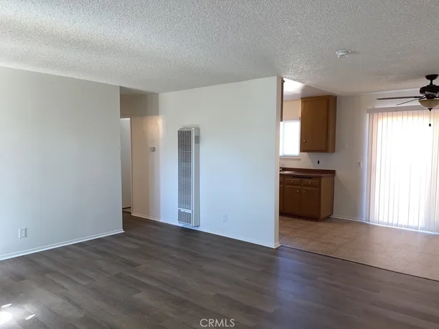 $1,650 | 16088 Chestnut Street, Hesperia, CA 92345