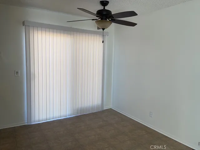 $1,650 | 16088 Chestnut Street, Hesperia, CA 92345