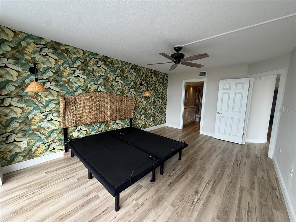 4823 Ebbtide Lane, Unit 301 Port Richey, FL 34668 - Photo 15 of 44