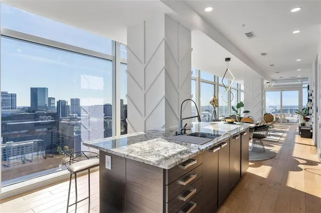 $815,000 | 45 Ivan Allen Jr Boulevard Northwest, Unit 2505, Atlanta, GA 30308