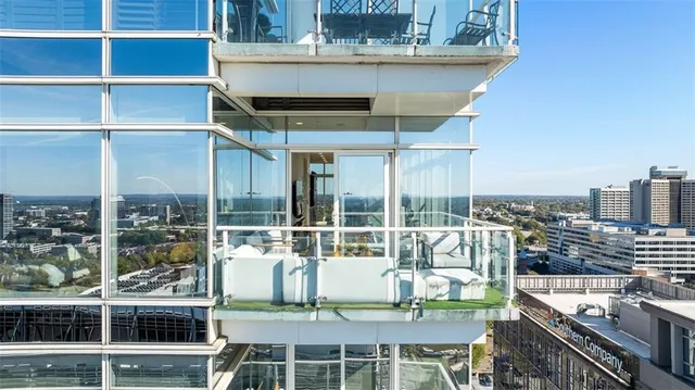 $815,000 | 45 Ivan Allen Jr Boulevard Northwest, Unit 2505, Atlanta, GA 30308