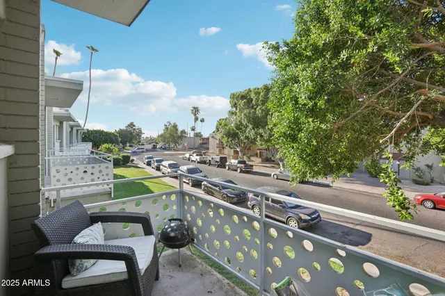 a view of an entryway