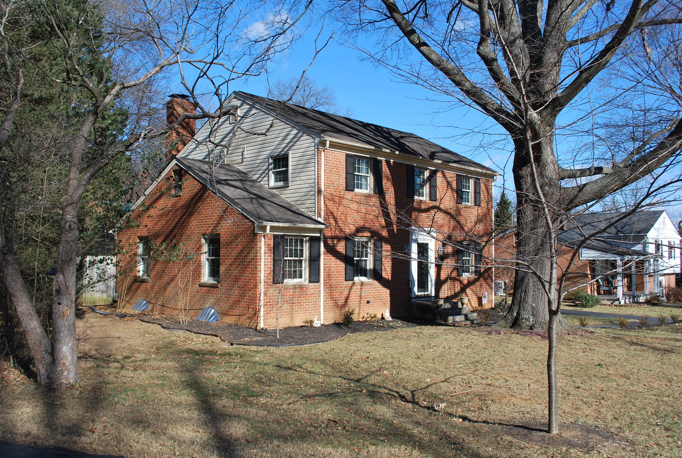 3031 Lofton Road Roanoke, VA 24018 - Photo 1 of 45 3031 Lofton Rd