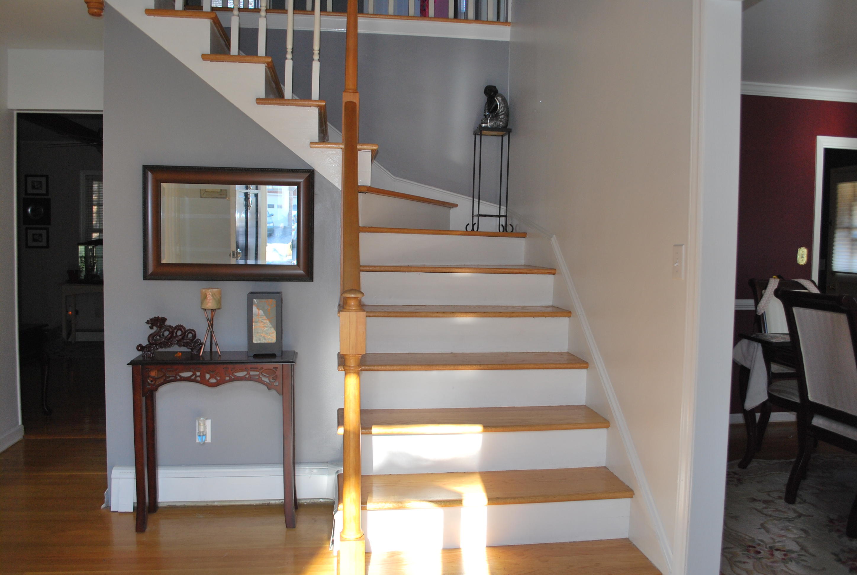 3031 Lofton Road Roanoke, VA 24018 - Photo 2 of 45 Foyer