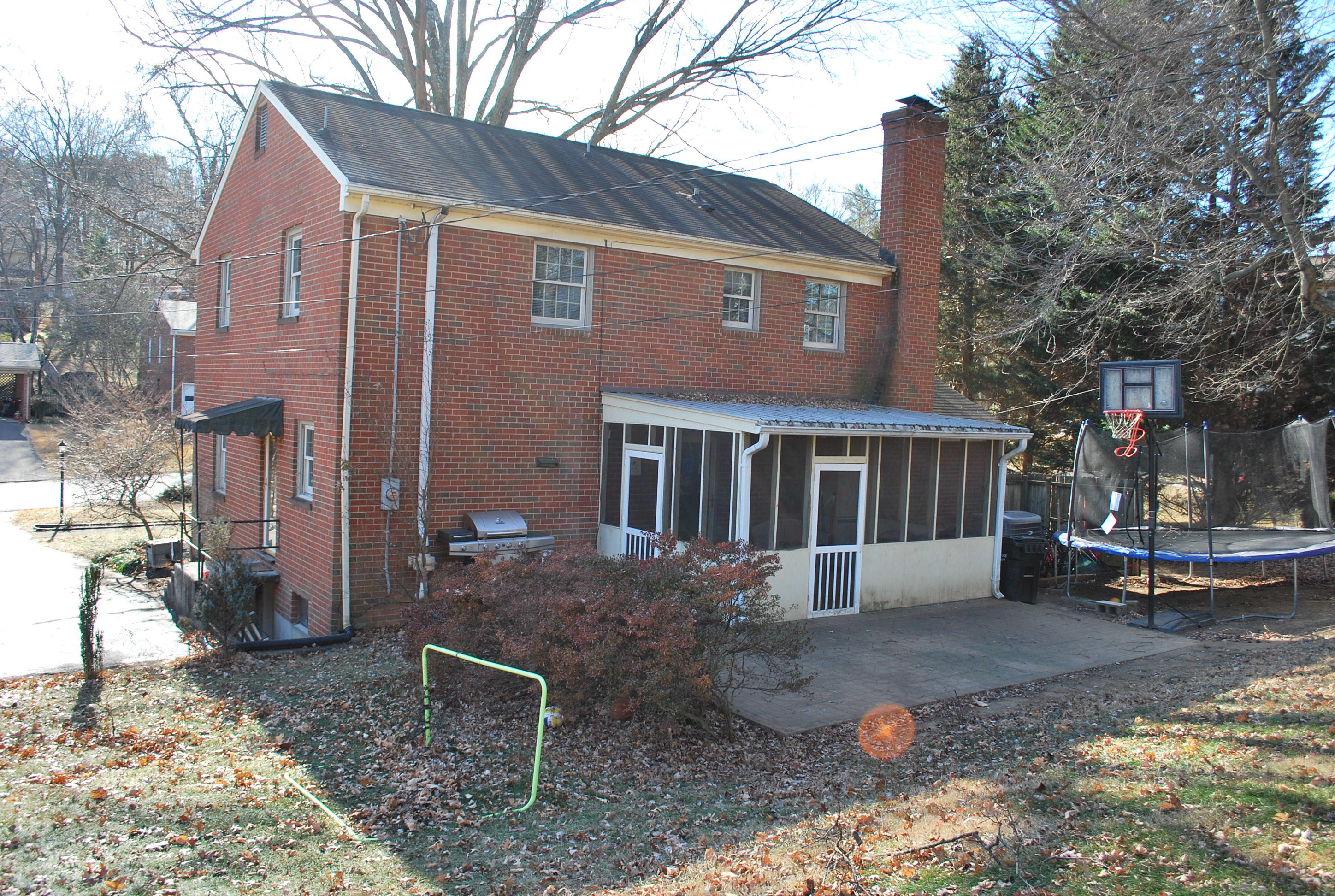 3031 Lofton Road Roanoke, VA 24018 - Photo 25 of 45 Rear View of House