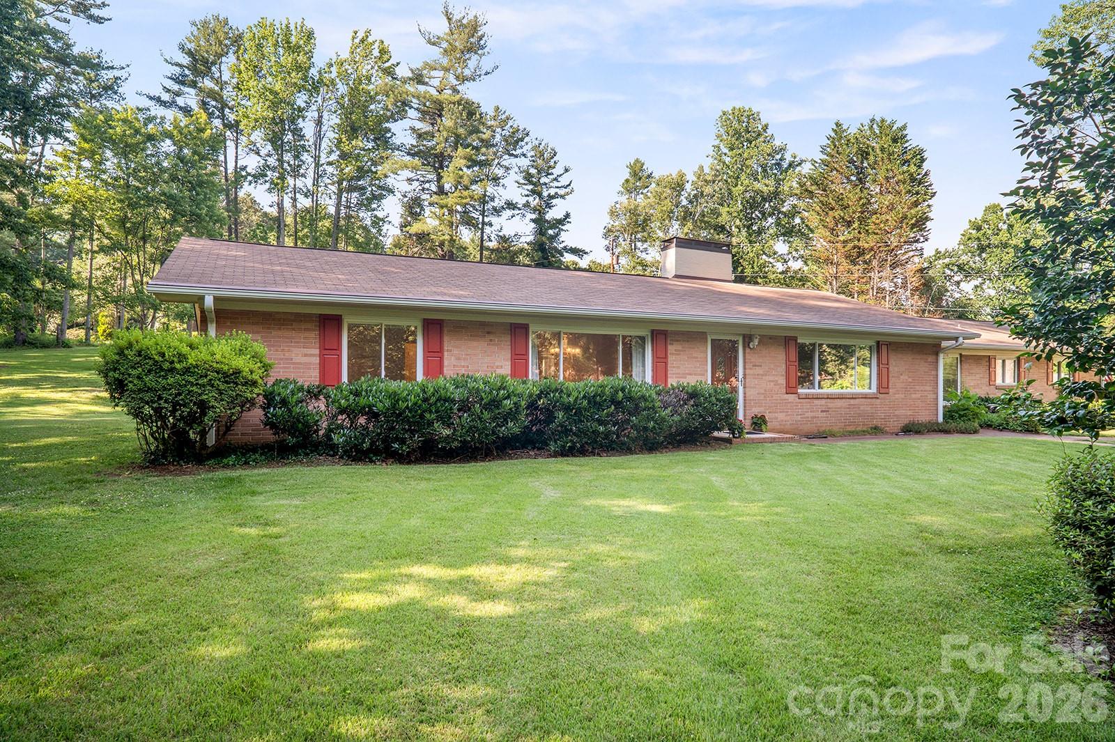 1235 Ashby Lane Hendersonville, NC 28791 - Photo 13 of 45
