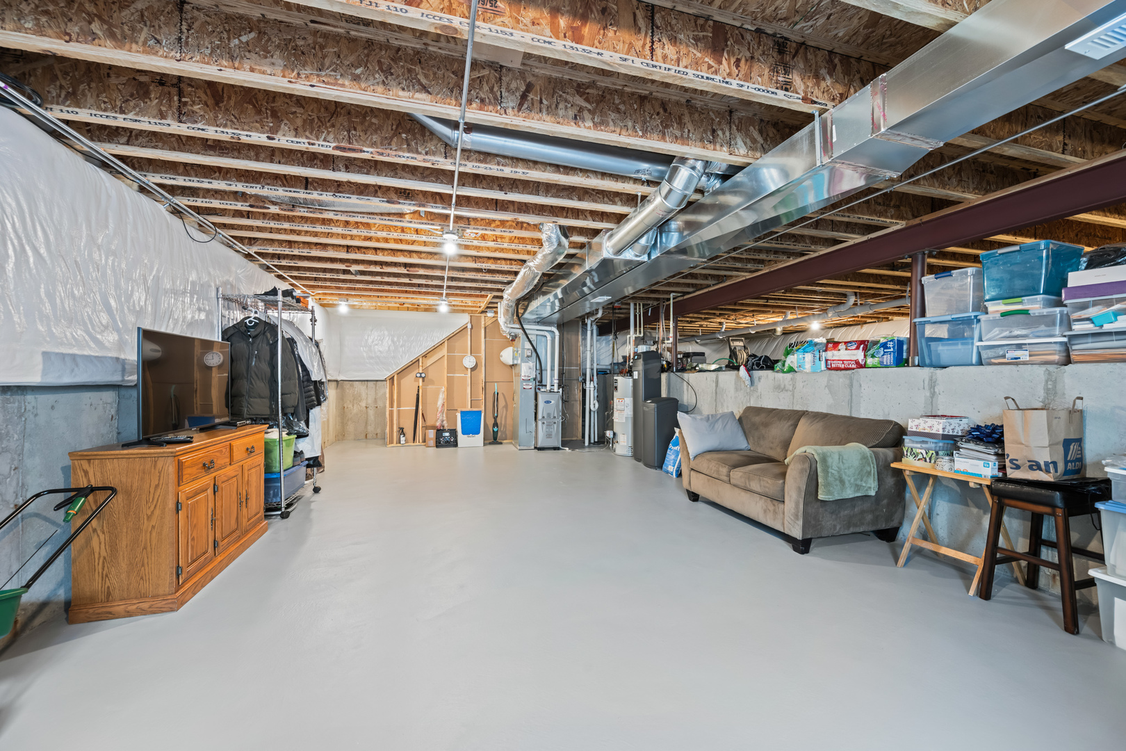 460 Mahogany Drive Algonquin, IL 60102 - Photo 19 of 29 a view of a storage room