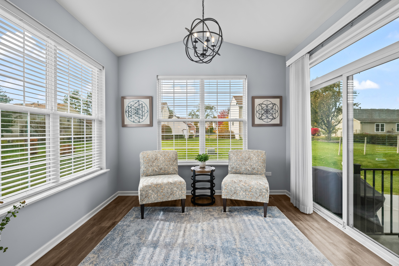 460 Mahogany Drive Algonquin, IL 60102 - Photo 4 of 29 a living room with furniture and a large window