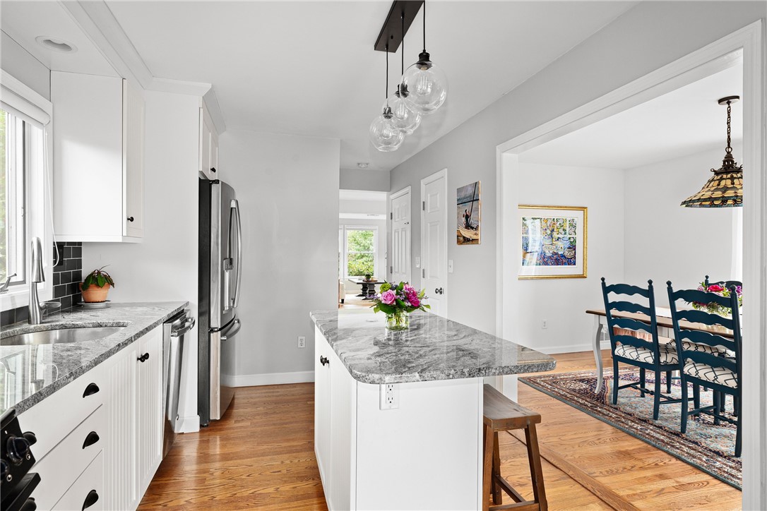 41 8th Avenue Warwick, RI 02886 - Photo 16 of 49