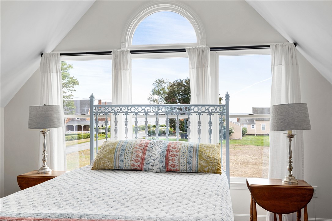 41 8th Avenue Warwick, RI 02886 - Photo 27 of 49