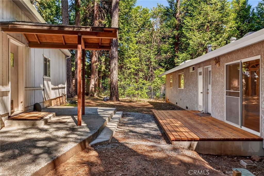 6463 Hollywood Road Magalia, CA 95954 - Photo 14 of 64 Covered Porch to Garage
