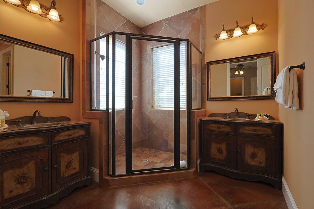 195 Rue St Tropez Miramar Beach, FL 32550 - Photo 43 of 61 Guest Bathroom 1st Floor
