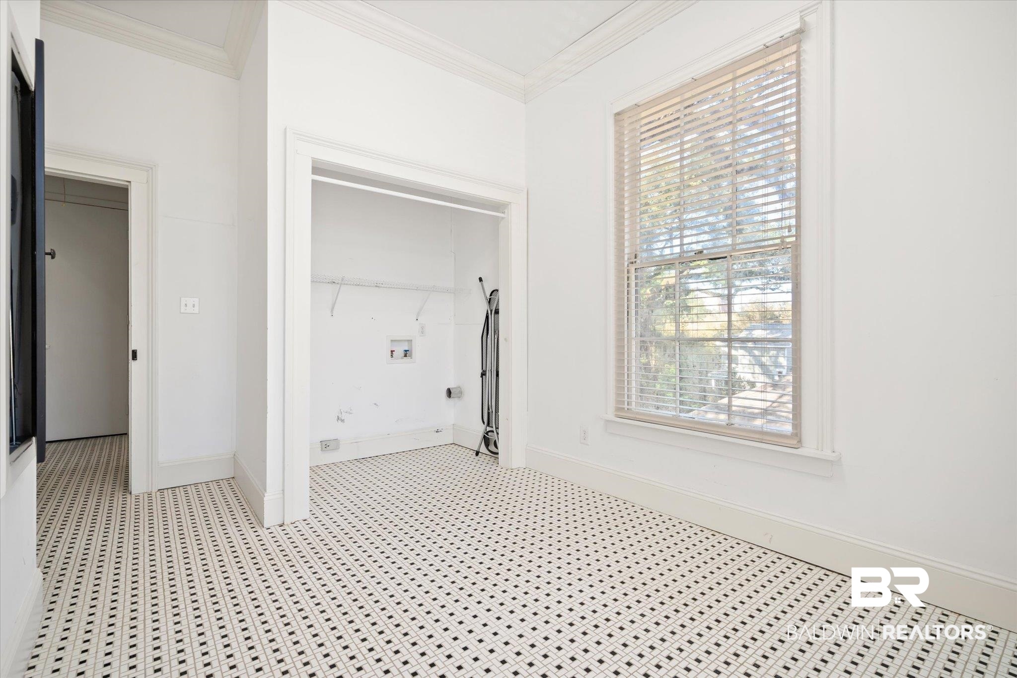950 Palmetto Street Mobile, AL 36604 - Photo 20 of 33 With extra storage