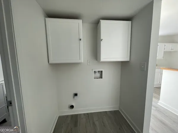 $40,000 | 405 Fairburn Road Southwest, Unit 135, Atlanta, GA 30331