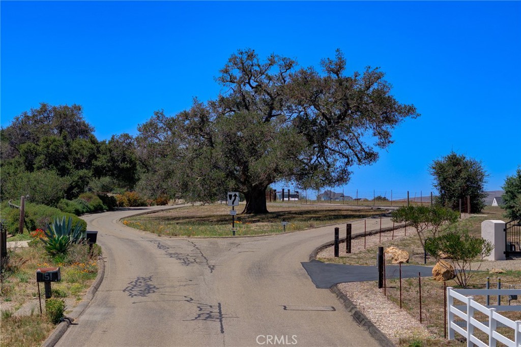 140 Rim Rock Road Nipomo, CA 93444 - Photo 11 of 66