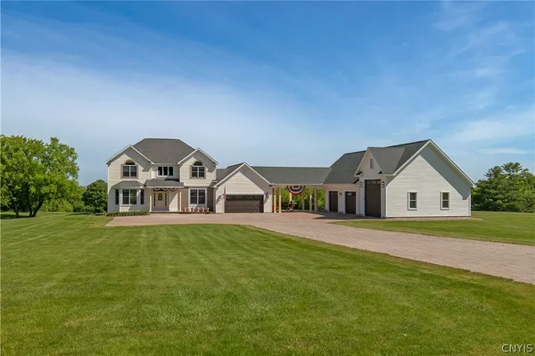 $849,900 | 8925 Tibbitts Road, New Hartford, NY 13413