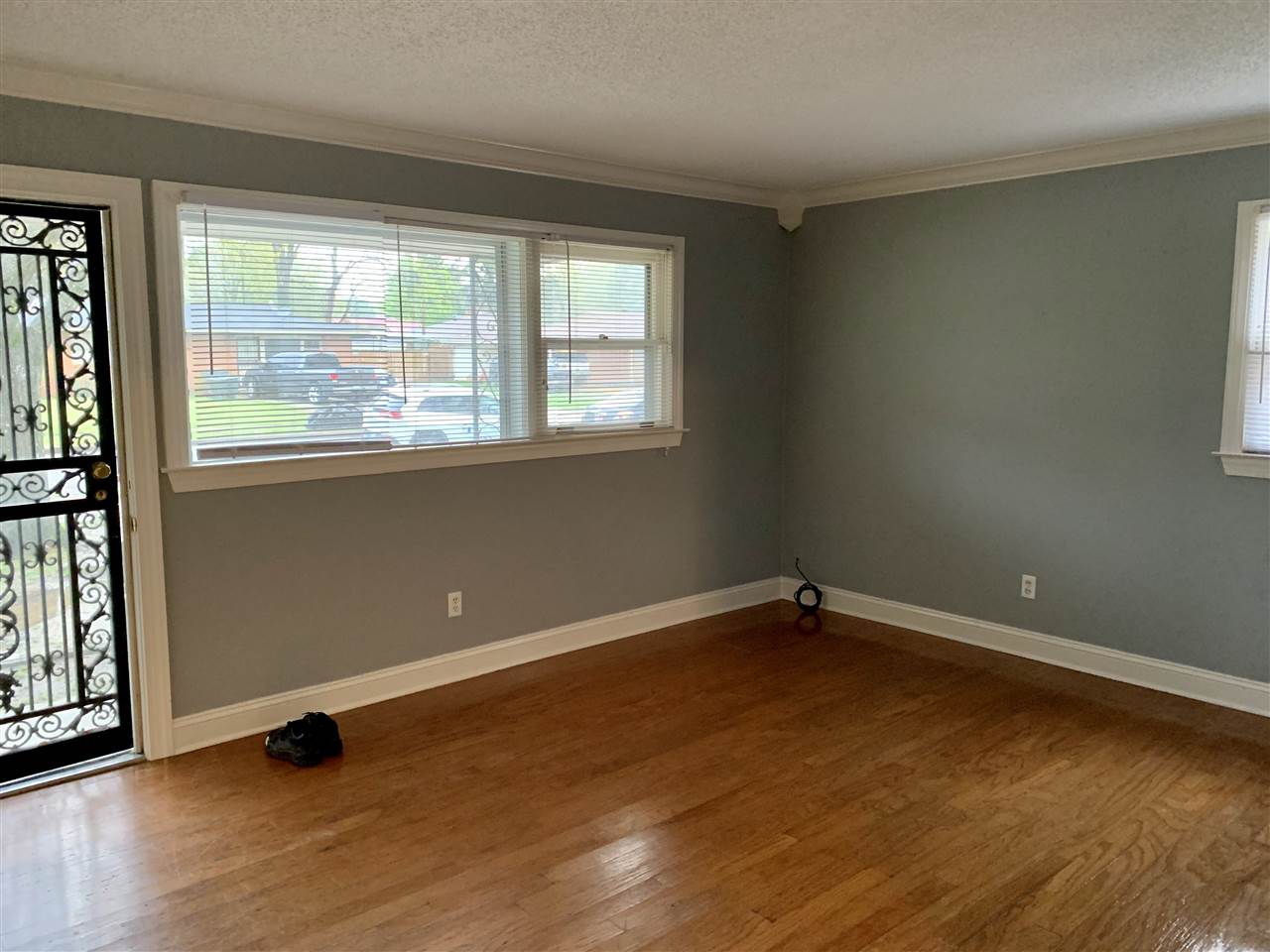 1172 Berclair Road Memphis, TN 38122 - Photo 2 of 7