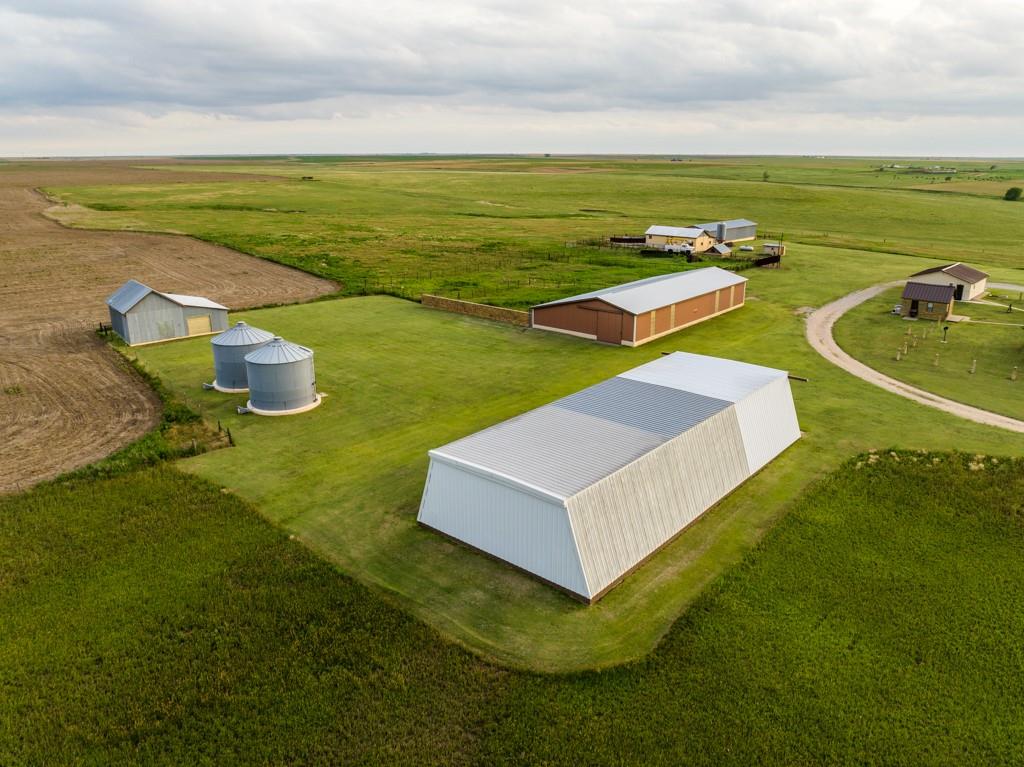 2680 Grants Villa Road Victoria, KS 67671 - Photo 39 of 91