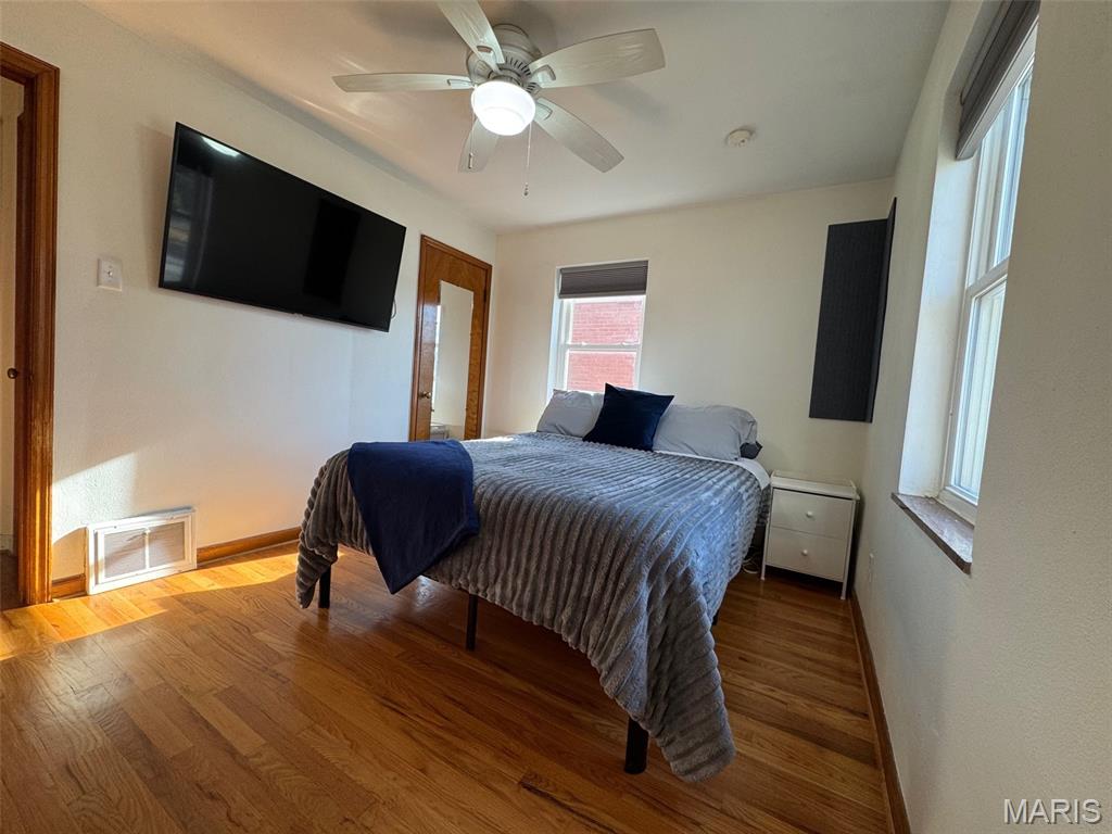 84 South Laclede Station Road Webster Groves, MO 63119 - Photo 5 of 9