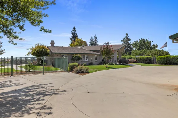 $1,299,900 | 8300 Jantzen Road, Modesto, CA 95357