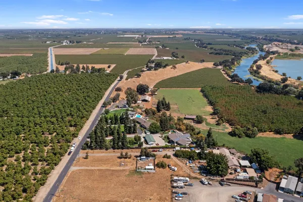 $1,299,900 | 8300 Jantzen Road, Modesto, CA 95357