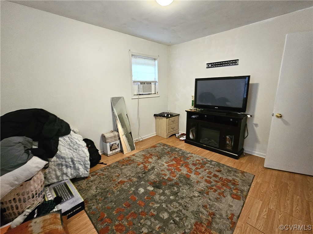 2626 Troublesome Creek Road Dillwyn, VA 23936 - Photo 14 of 24 a living room with furniture and a flat screen tv