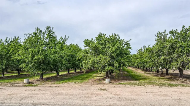 a view of a lake view