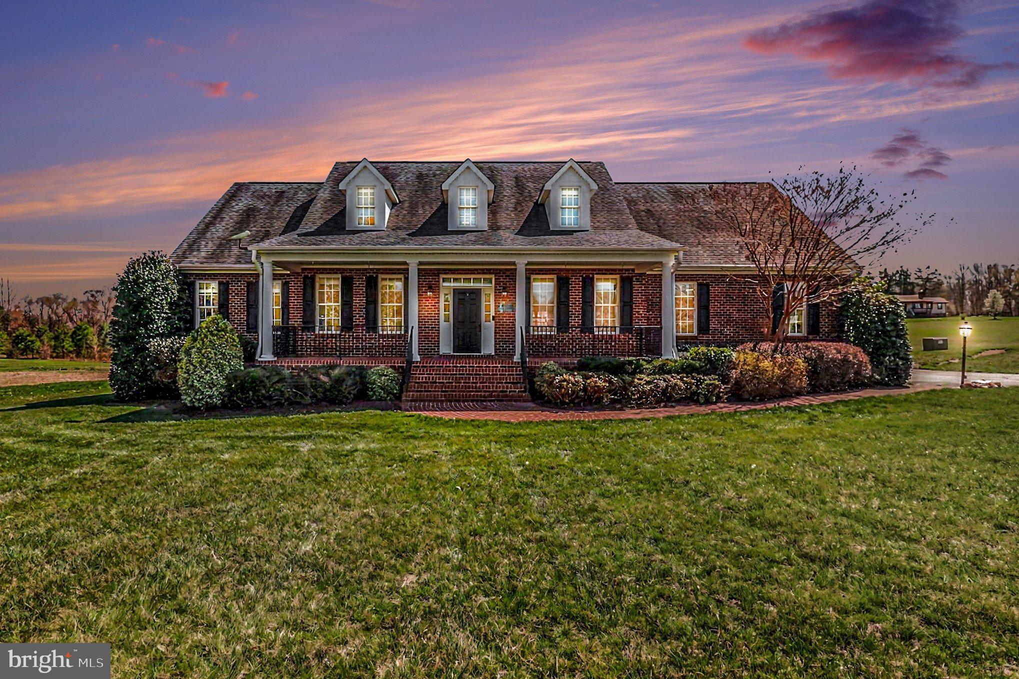 16225 Parrish Farm Road Montpelier, VA 23192 - Photo 38 of 38 front view of a house with a garden